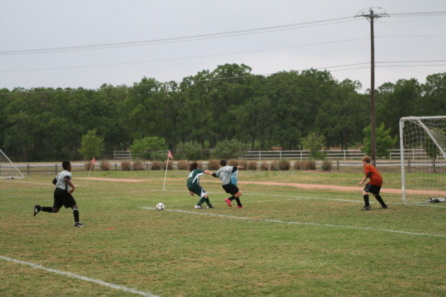 2011/04(April)/soccer/640x480_2011-04-30-Soccer Tournament-84.JPG